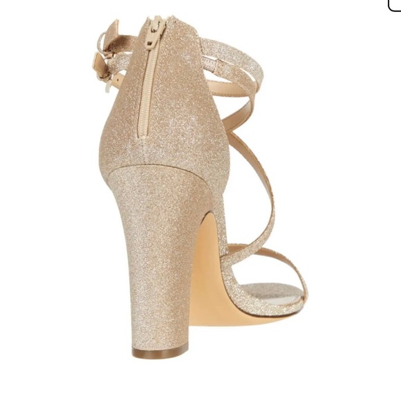 Nina Shari Sand Gold Dress Heels - Picture 5 of 11